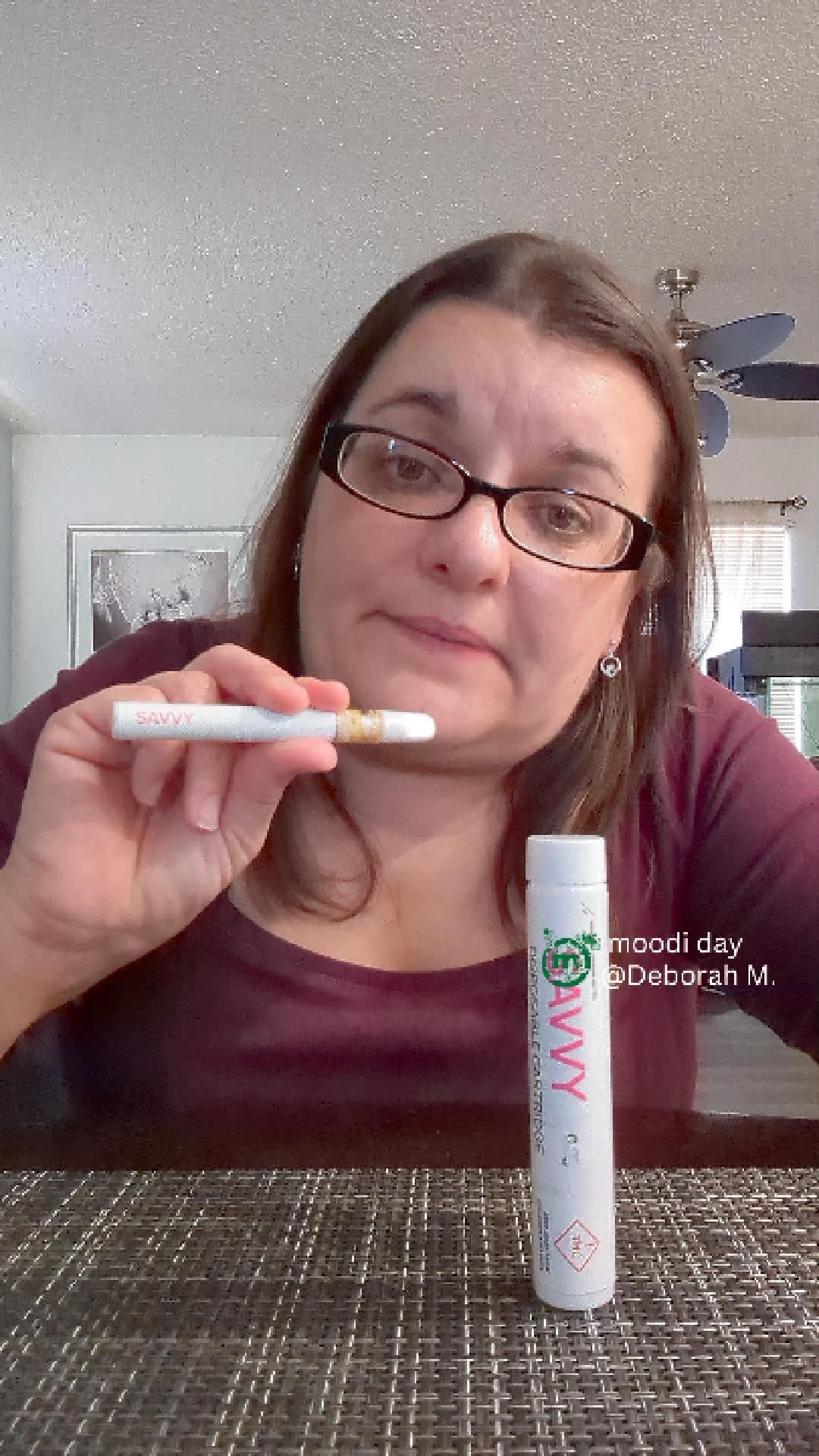 Savvy Savvy Disposable Vape Pineapple Mimosa (H) 300mg
